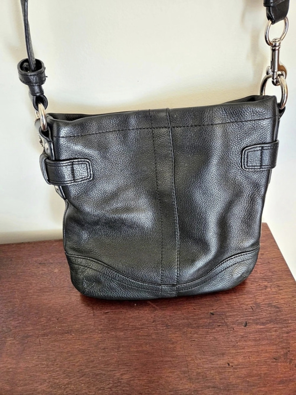 Coach Signature Chain Hobo Black Chain Shoulder Bag - Picture 2 of 5